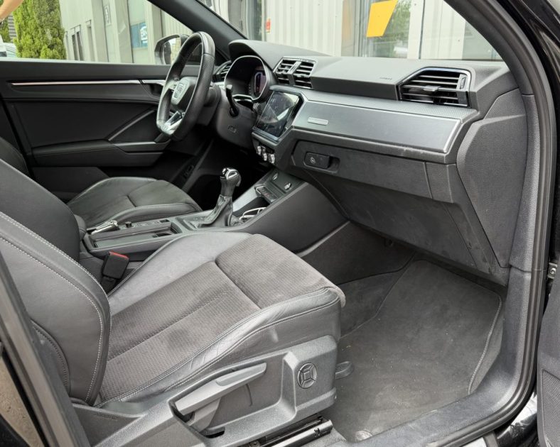 AUDI Q3 SPORTBACK 35 TDI 2.0 - 150ch - Jantes AUDI SPORT - SUIVI COMPLET AUDI 