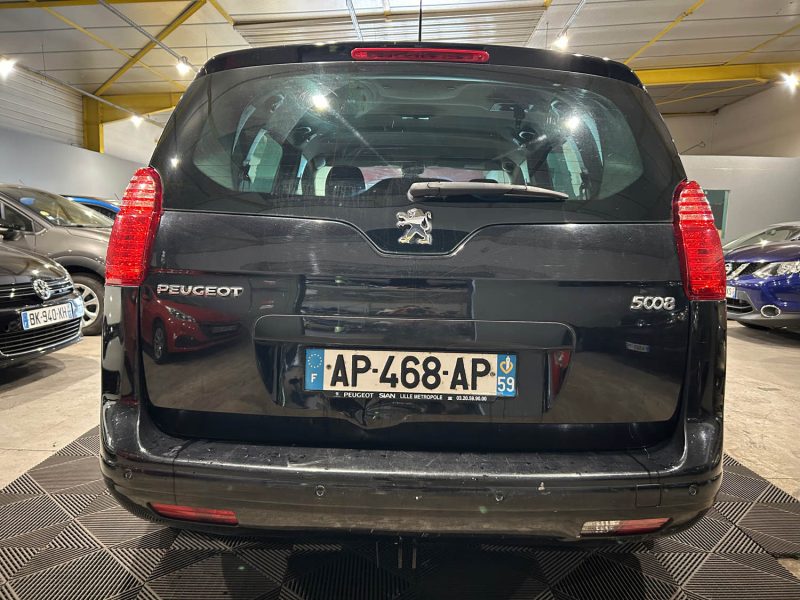 PEUGEOT 5008 1.6HDI 110CH 