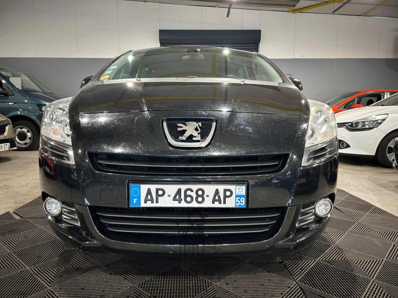 PEUGEOT 5008 1.6HDI 110CH 