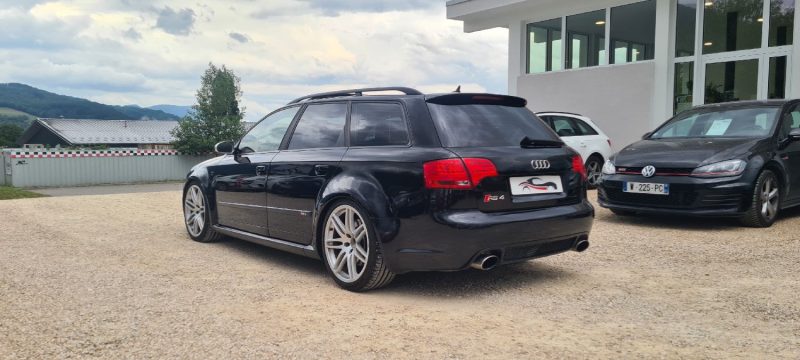 AUDI Quattro Rs4 - B7 Avant 4.2I V8 420ch essence