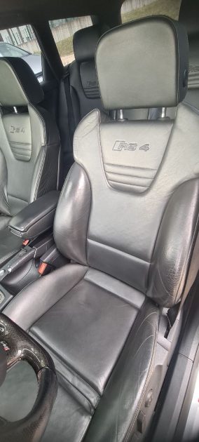 AUDI Quattro Rs4 - B7 Avant 4.2I V8 420ch essence