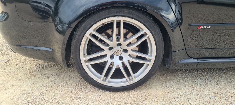 AUDI Quattro Rs4 - B7 Avant 4.2I V8 420ch essence