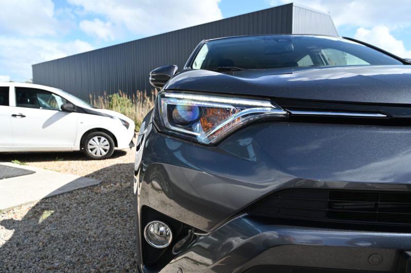 TOYOTA RAV4 2.5 HSD 197CV 2WD DYNAMIC BUSINESS 03/2017