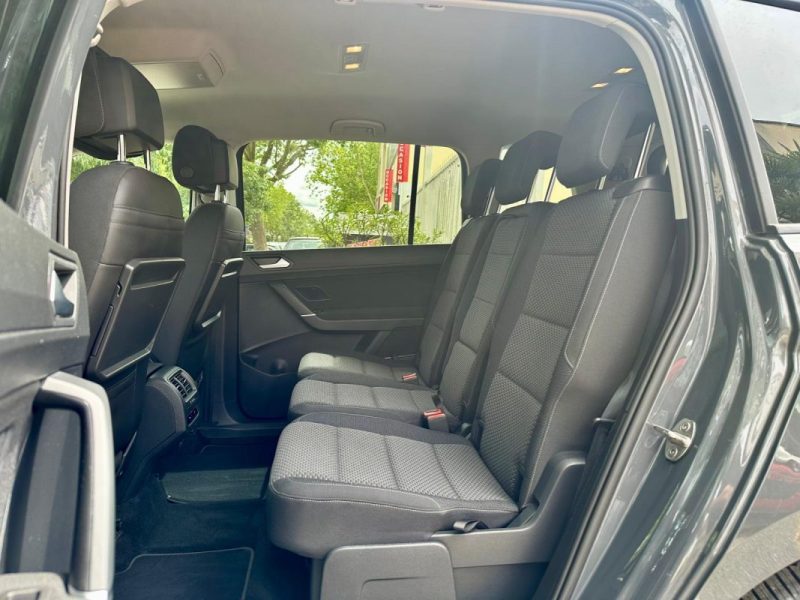 VOLKSWAGEN TOURAN 2.0 TDI 150 LIFE DSG 7 Places