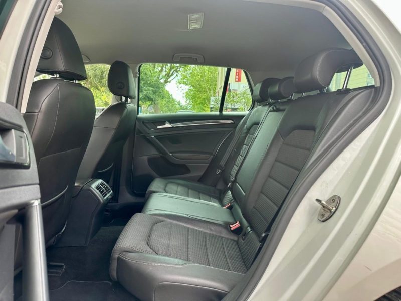 VOLKSWAGEN GOLF VII 2.0 TDI 150 R-LINE DSG 