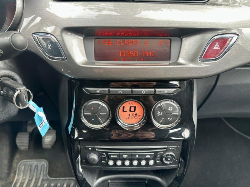CITROEN C3 1.4 VTI 95 EXCLUSIVE 