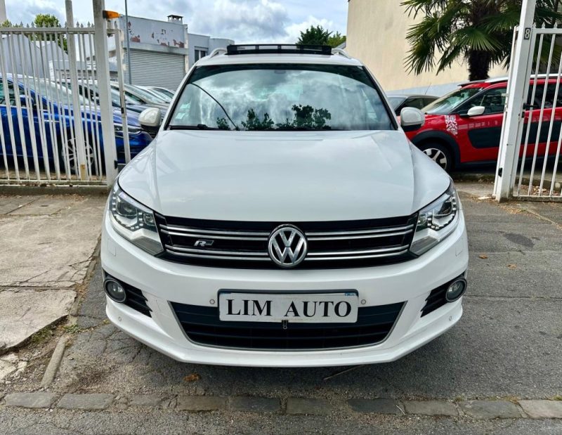 VOLKSWAGEN TIGUAN 2.0 TDI 140 R-LINE 4Motion