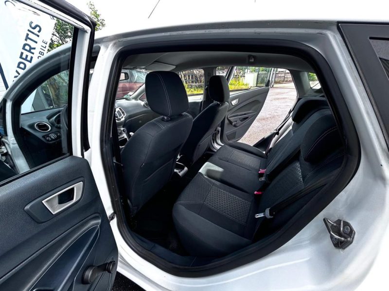 FORD FIESTA 1.6 TDCi TITANIUM 95CV ( PREMIERE MAIN ) 