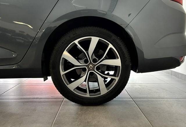 RENAULT MEGANE IV ESTATE TCE 130 ENERGY INTENS 2017