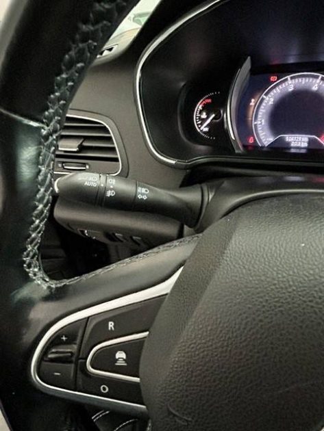 RENAULT MEGANE IV ESTATE TCE 130 ENERGY INTENS 2017