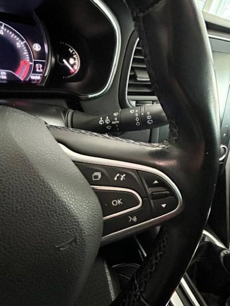 RENAULT MEGANE IV ESTATE TCE 130 ENERGY INTENS 2017