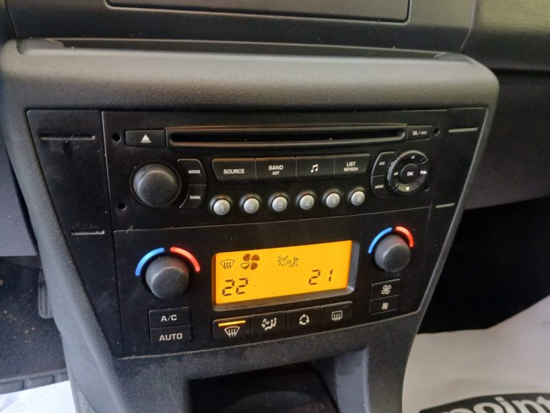 CITROEN C4 1.6 HDi  110 cv  EXCLUSIVE 2005