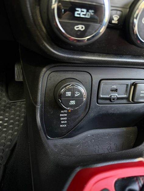 💎🏔️ Jeep Renegade – Trailhawk / 4X4 170ch / Full Aventure