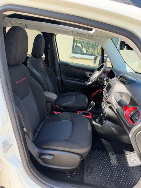 💎🏔️ Jeep Renegade – Trailhawk / 4X4 170ch / Full Aventure