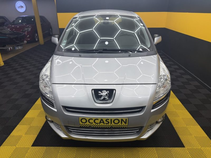 PEUGEOT 5008 1.6 THP 156 CH