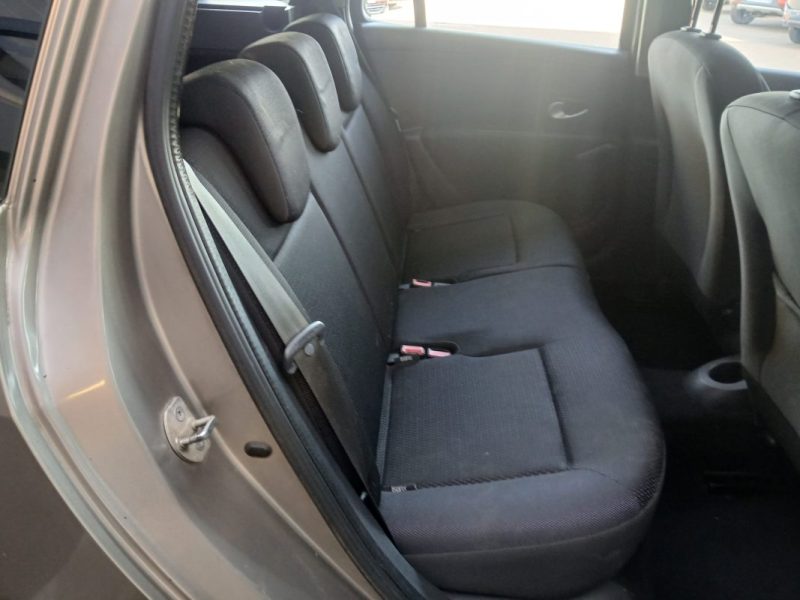 RENAULT CLIO III 1.5 DCI 85 EXCEPTION 2008  *** Vendu dans l' état à pro ou export ***