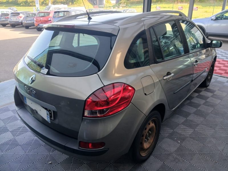 RENAULT CLIO III 1.5 DCI 85 EXCEPTION 2008  *** Vendu dans l' état à pro ou export ***