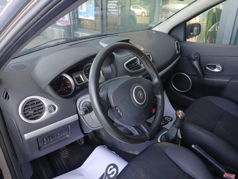 RENAULT CLIO III 1.5 DCI 85 EXCEPTION 2008  *** Vendu dans l' état à pro ou export ***