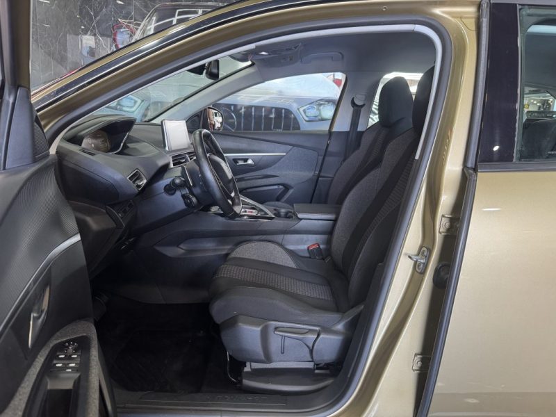 PEUGEOT 3008 II ALLURE 2017