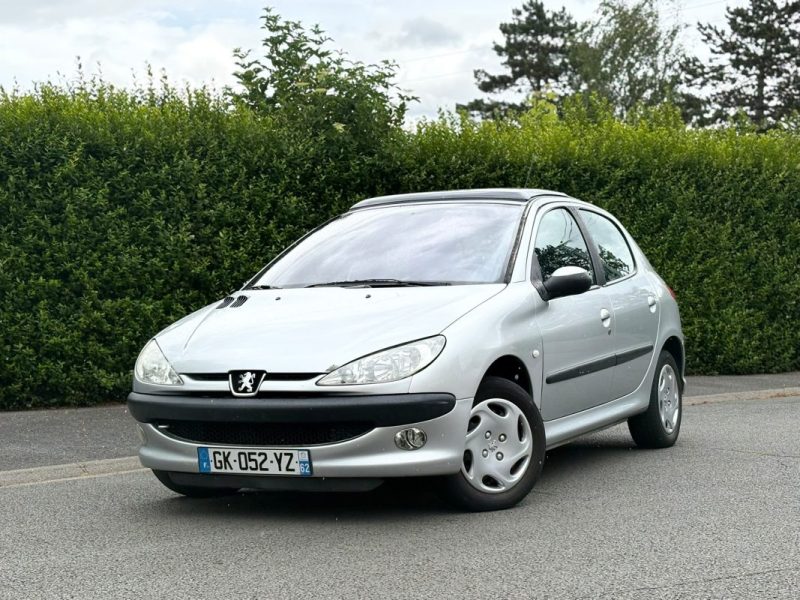 ✅ Très Belle PEUGEOT 206 XR PRESENCE 1.4E Boite Automatique // Toit Panoramique // Clim