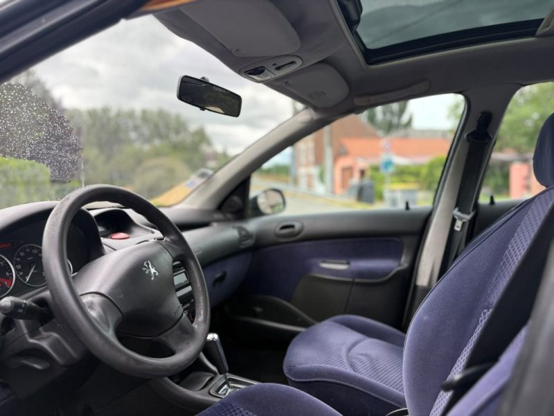 ✅ Très Belle PEUGEOT 206 XR PRESENCE 1.4E Boite Automatique // Toit Panoramique // Clim