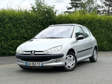 ✅ Très Belle PEUGEOT 206 XR PRESENCE 1.4E Boite Automatique // Toit Panoramique // Clim