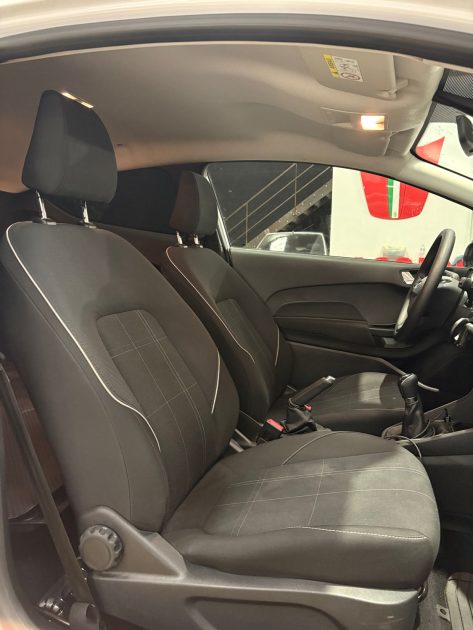 MAGNIFIQUE FORD FIESTA AFFAIRES TREND 1.1 85CH (2 PLACES , CLIMATISATION, BLUETOOTH) ⭐️⭐️⭐️⭐️⭐️