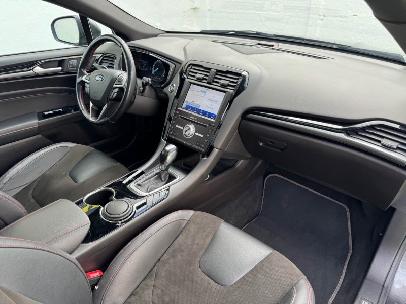 FORD MONDEO SW HYBRID 187 TITANIUM PH2  STLINE SUIVI FORD 