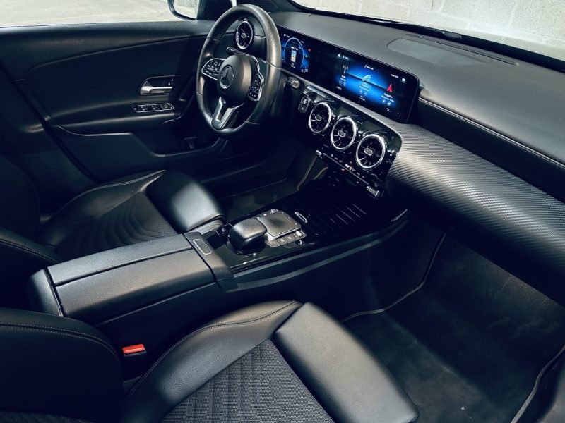 MERCEDES CLASSE A IV BUSINESS LINE 8G-DCT 180 