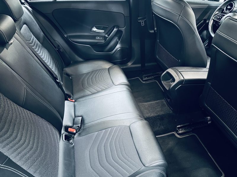 MERCEDES CLASSE A IV BUSINESS LINE 8G-DCT 180 