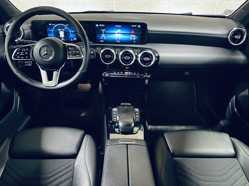 MERCEDES CLASSE A IV BUSINESS LINE 8G-DCT 180 