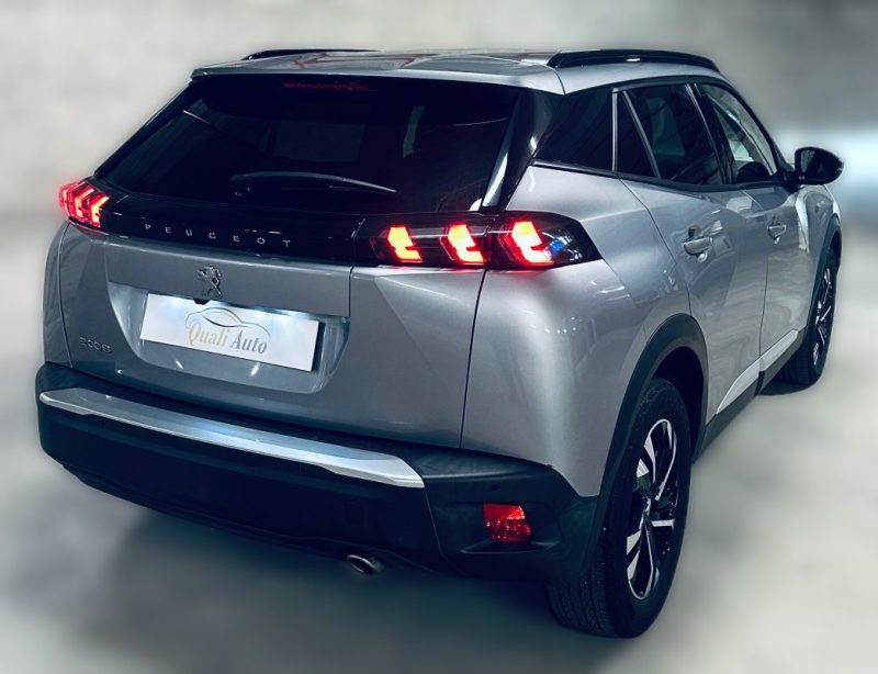 PEUGEOT 2008 1.5 BLUEHDI 130ch ALLURE BUSINESS EAT8