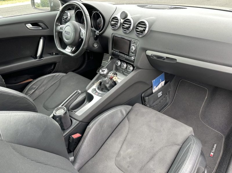AUDI TT 1.8 TFSI S-LINE 160CV 2011 REVISEE & GARANTIE