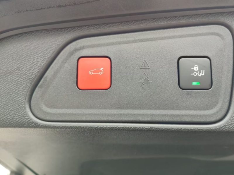 PEUGEOT 3008 GT 2024