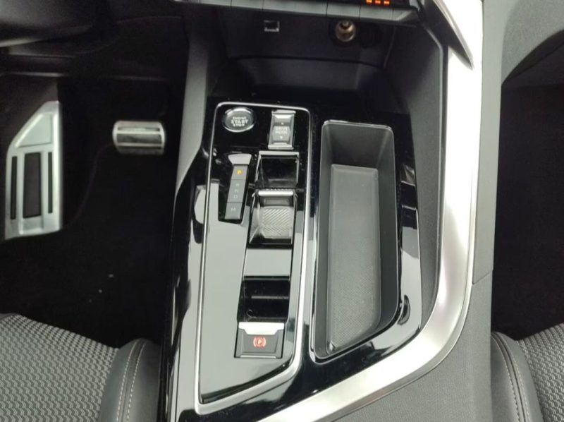 PEUGEOT 3008 GT 2024