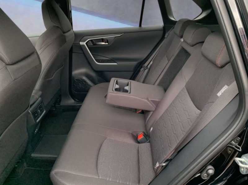 TOYOTA TOYOTA RAV4 PREMIUM 2025