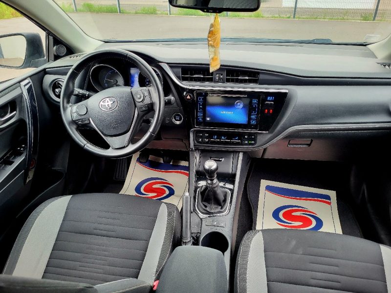 TOYOTA AURIS 112 D-4D DYNAMIC 2016