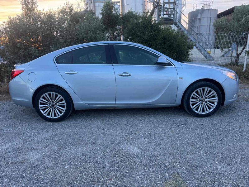 OPEL INSIGNIA 2.0 CDTI 160 Cv COSMO