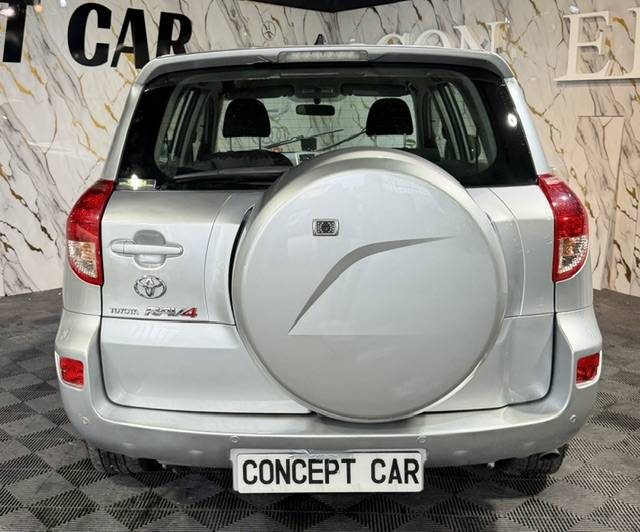 TOYOTA RAV4 2.0 2008 - BVA - Camera recuk - Distrib ok - Parfait Etat - Suivit TOYOTA