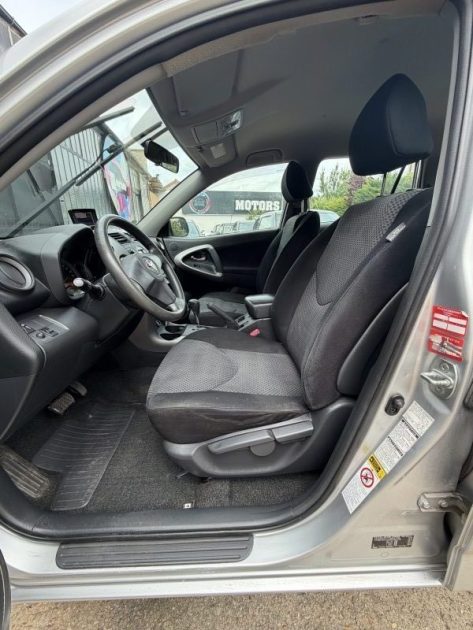 TOYOTA RAV4 2.0 2008 - BVA - Camera recuk - Distrib ok - Parfait Etat - Suivit TOYOTA