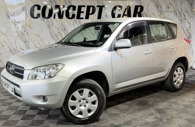 TOYOTA RAV4 2.0 2008 - BVA - Camera recuk - Distrib ok - Parfait Etat - Suivit TOYOTA