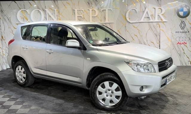 TOYOTA RAV4 2.0 2008 - BVA - Camera recuk - Distrib ok - Parfait Etat - Suivit TOYOTA