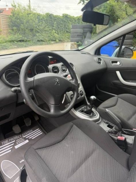 PEUGEOT 308 1.4 VTI ACCESS 2011 - 66 100Kms - Distrib ok - Premier Main  - Suivit PEUGEOT