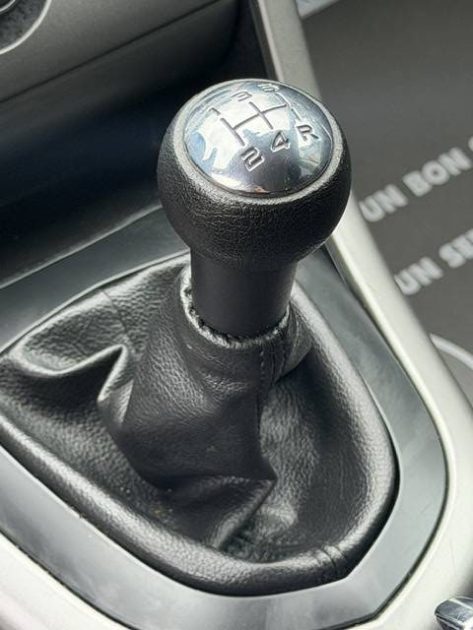 PEUGEOT 308 1.4 VTI ACCESS 2011 - 66 100Kms - Distrib ok - Premier Main  - Suivit PEUGEOT