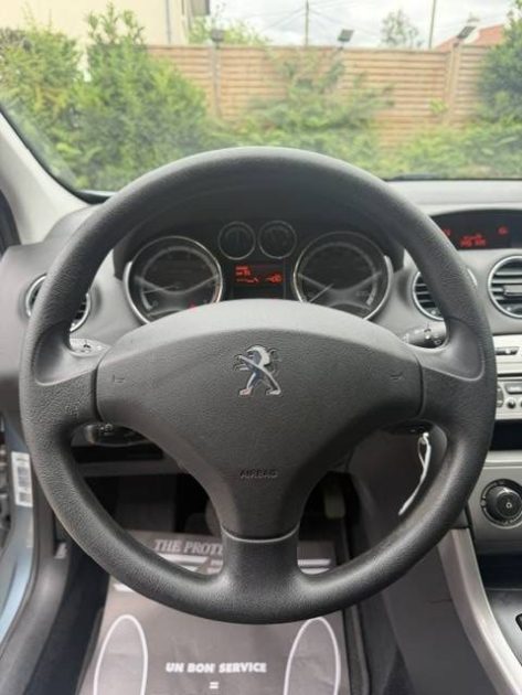 PEUGEOT 308 1.4 VTI ACCESS 2011 - 66 100Kms - Distrib ok - Premier Main  - Suivit PEUGEOT
