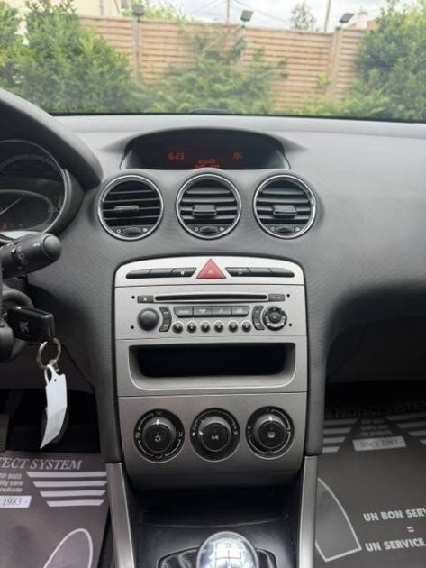 PEUGEOT 308 1.4 VTI ACCESS 2011 - 66 100Kms - Distrib ok - Premier Main  - Suivit PEUGEOT