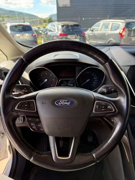 Ford C-MAX 1.5 TDCI 120ch TITANIUM - SUIVI ET ENTRETENU