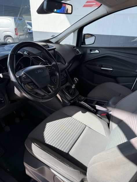 Ford C-MAX 1.5 TDCI 120ch TITANIUM - SUIVI ET ENTRETENU