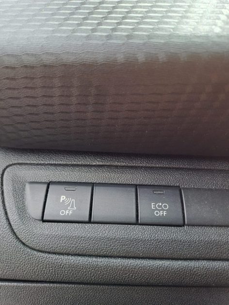 PEUGEOT 2008 1.2 PURE TECH 110 ALLURE EAT 2017