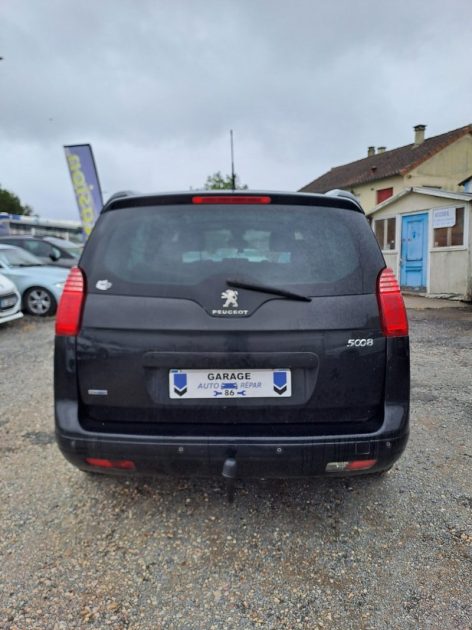 PEUGEOT 5008 1.6 BLUE HDI 120 STYLE 2015